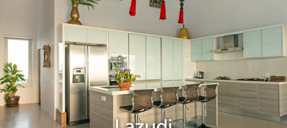 5 bedrooms Villa in Ko Samui, Thailand No. 27281 10