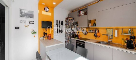 2 Schlafzimmer Wohnung in Villasanta, Italy, Nr. 311081 6