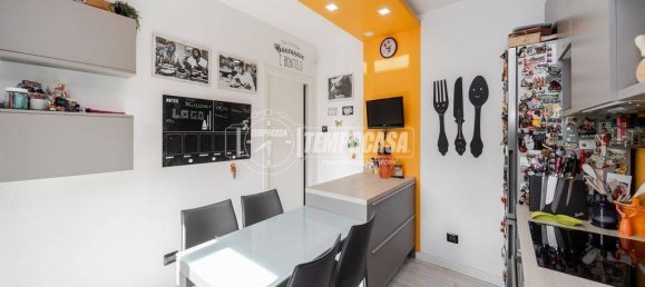 2 Schlafzimmer Wohnung in Villasanta, Italy, Nr. 311081 5