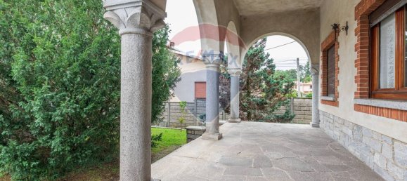 5 غرف نوم فيلا في Jerago con Orago, Italy رقم 356153 8