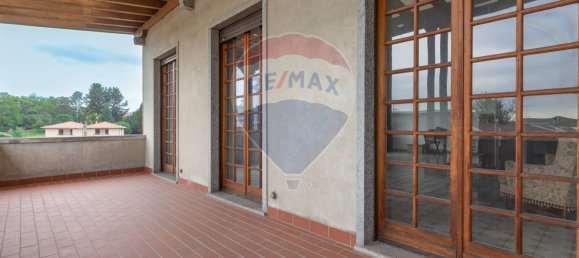 5 غرف نوم فيلا في Jerago con Orago, Italy رقم 356153 21