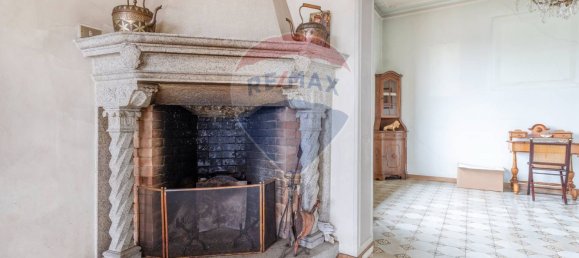 5 غرف نوم فيلا في Jerago con Orago, Italy رقم 356153 16