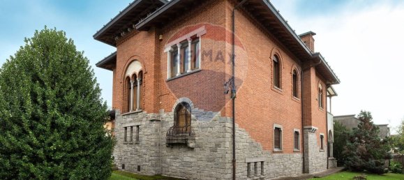 5 غرف نوم فيلا في Jerago con Orago, Italy رقم 356153 4