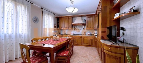 Вилла с 9 комнатами в Гальциньяно Терме, Италия № 80778 6