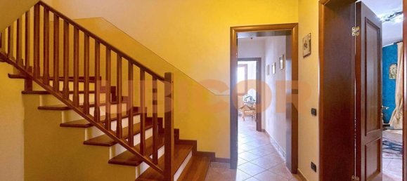 Вилла с 9 комнатами в Гальциньяно Терме, Италия № 80778 7