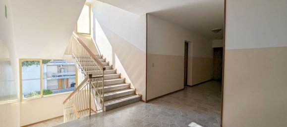 2 rooms Apartment in San Michele al Tagliamento, Italy No. 59019 4