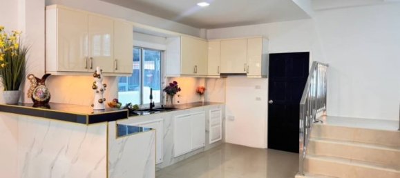 3 Schlafzimmer Haus in Pattaya, Thailand, Nr. 26479 9