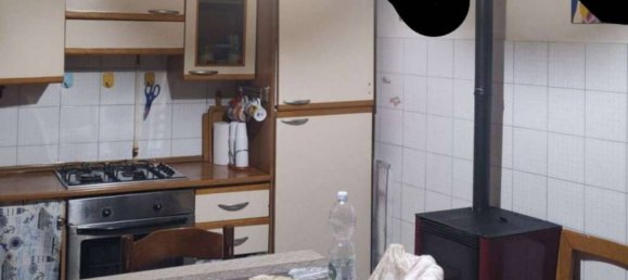 Apartamento de 3 dormitorios en Ronciglione, Italy No. 379169 12