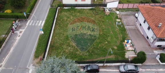 1 room Land in Pozzo d'Adda, Italy No. 34314 7