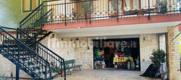 3 Schlafzimmer Villa in Mola di Bari, Italy, Nr. 24740 3