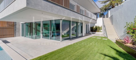 4 bedrooms Villa in Cascais, Portugal No. 115898 5