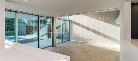 4 bedrooms Villa in Cascais, Portugal No. 115898 17