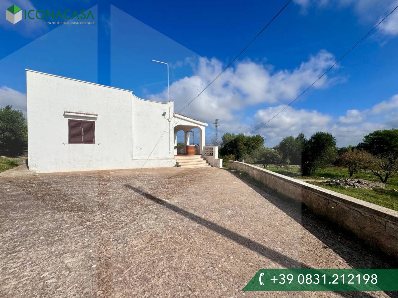 3 rooms Villa in Ostuni, Italy No. 22363