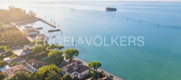 3 rooms Apartment in Venice, Italy No. 127291 8