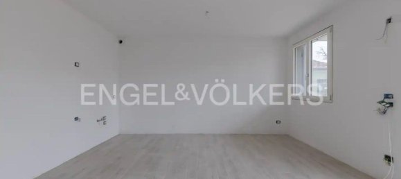 3 rooms Apartment in Venice, Italy No. 127291 11