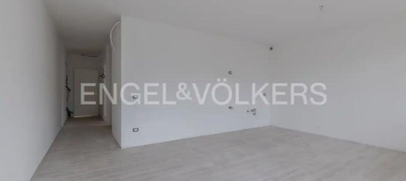 3 rooms Apartment in Venice, Italy No. 127291 5