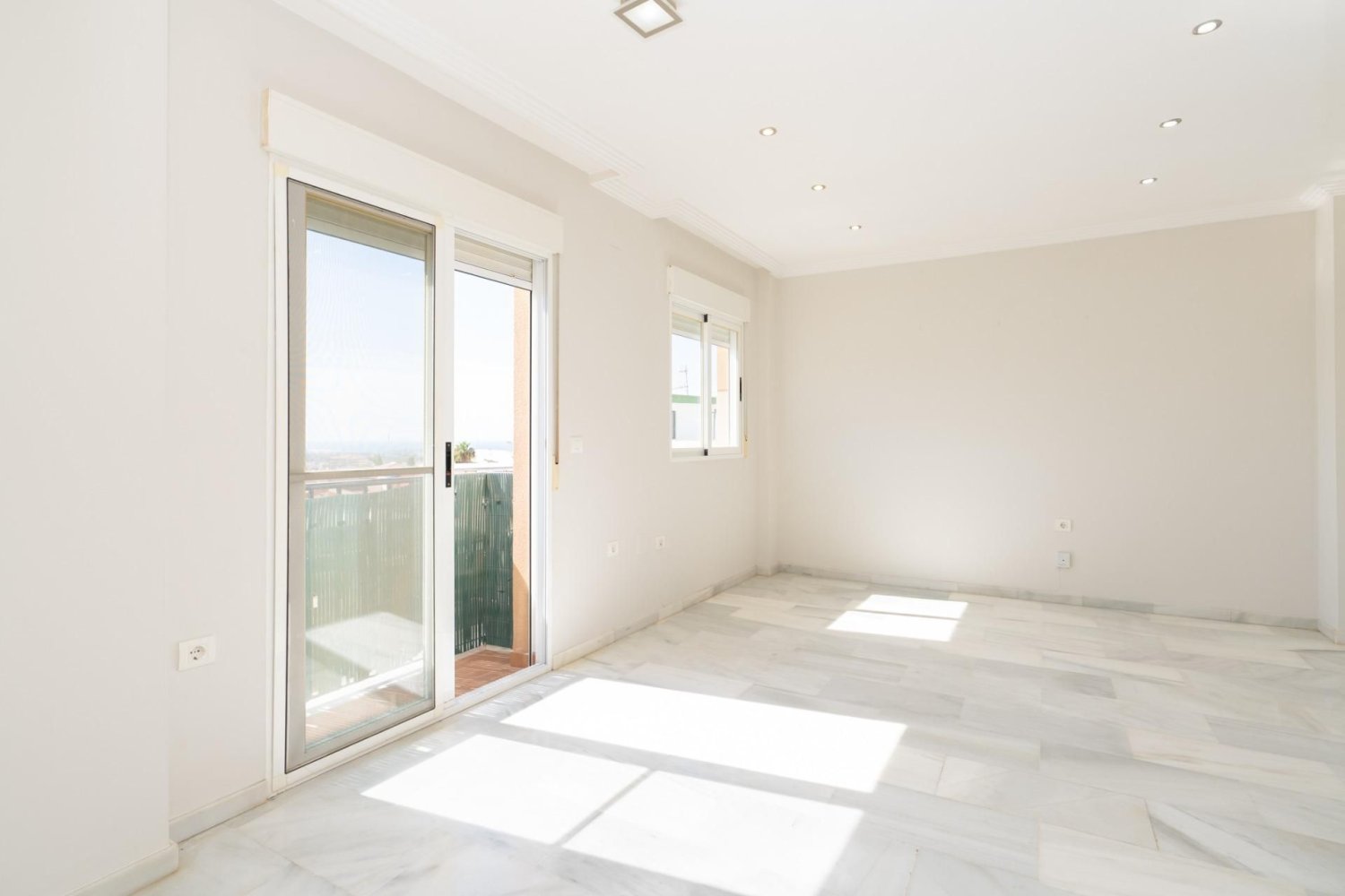 2 bedrooms Apartment in Granada, Spain No. 230102