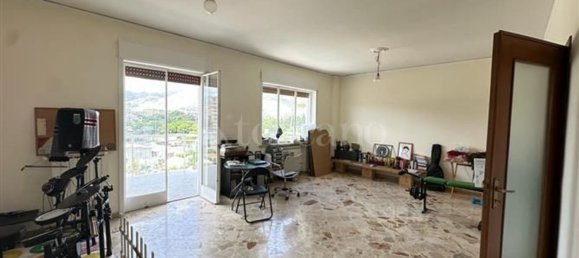 4 Schlafzimmer Wohnung in Palermo, Italy, Nr. 342102 29