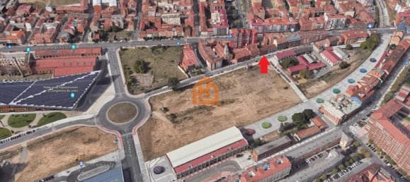 221m² Building in Leon, Spain No. 74657 3