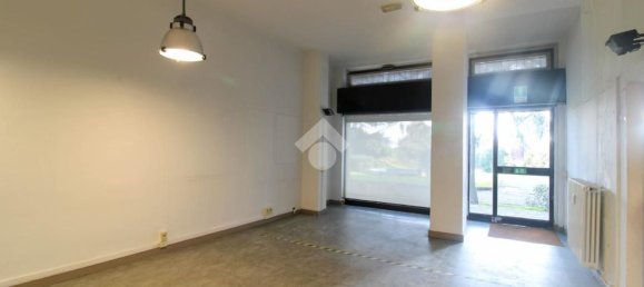 70m² Commercial property in Cernusco sul Naviglio, Italy No. 85147 18
