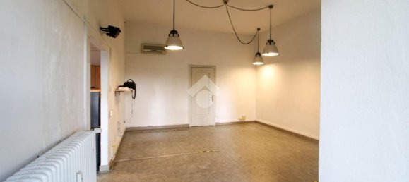 70m² Commercial property in Cernusco sul Naviglio, Italy No. 85147 14