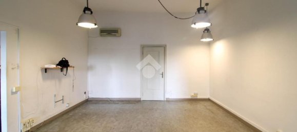 70m² Commercial property in Cernusco sul Naviglio, Italy No. 85147 26