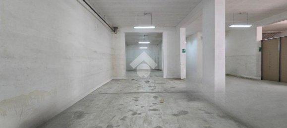 534m² Warehouse in Notaresco, Italy No. 361670 4