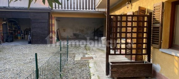3 bedrooms House in Romano Canavese, Italy No. 89706 5