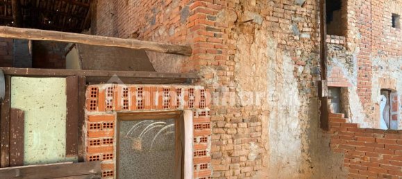 3 bedrooms House in Romano Canavese, Italy No. 89706 25