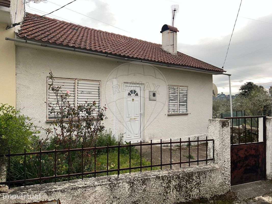 Casa de 2 dormitorios en Sao Cosmado, Portugal No. 186605