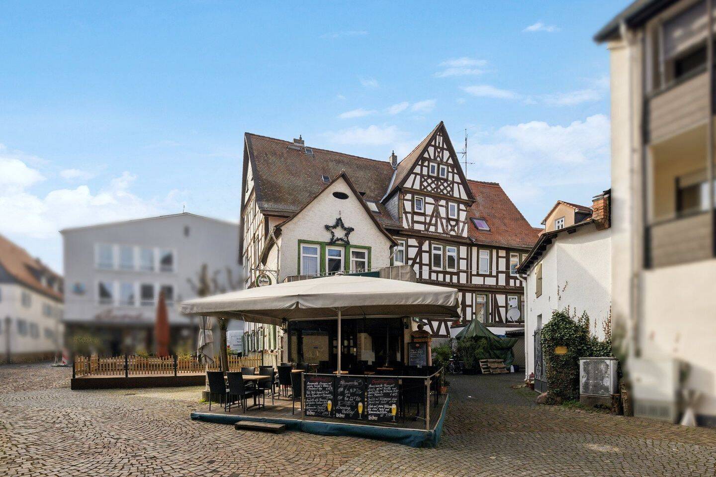 20 rooms Building in Wetteraukreis, Germany No. 324353