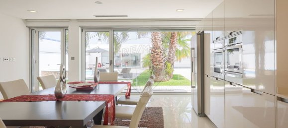 5 Schlafzimmer Haus in Calvao, Portugal, Nr. 18473 9