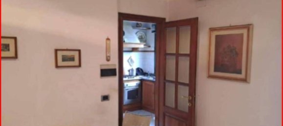 2 rooms Apartment in Prato, Italy No. 284815 8