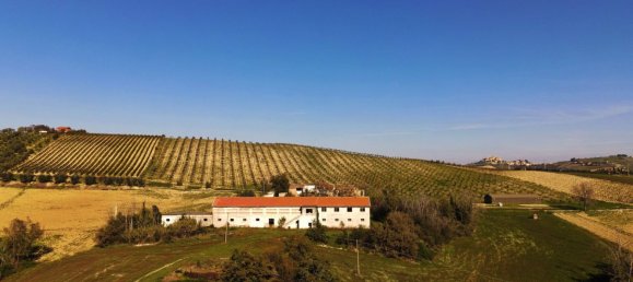 14 rooms House in Castignano, Italy No. 143589 5