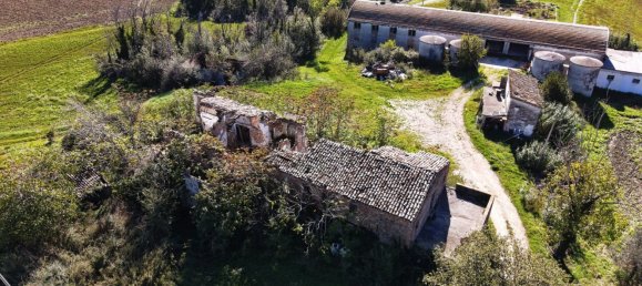 14 rooms House in Castignano, Italy No. 143589 4