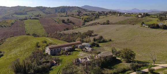 14 rooms House in Castignano, Italy No. 143589 12