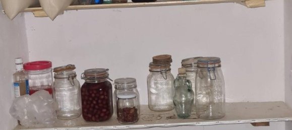 3-salle Appartement à Bari, Italy No. 72367 10