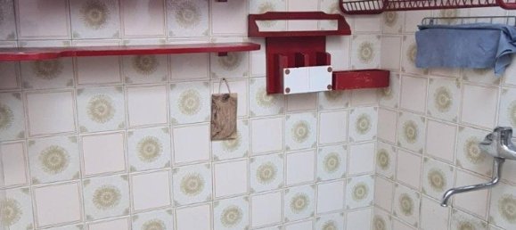 3-salle Appartement à Bari, Italy No. 72367 18