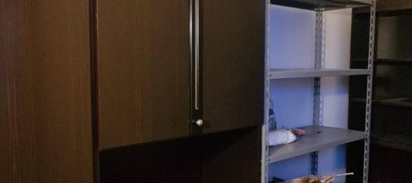 3-salle Appartement à Bari, Italy No. 72367 17