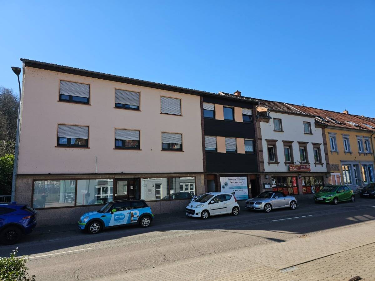 18-Zimmer Gebäude in Saarpfalz, Germany, Nr. 234186