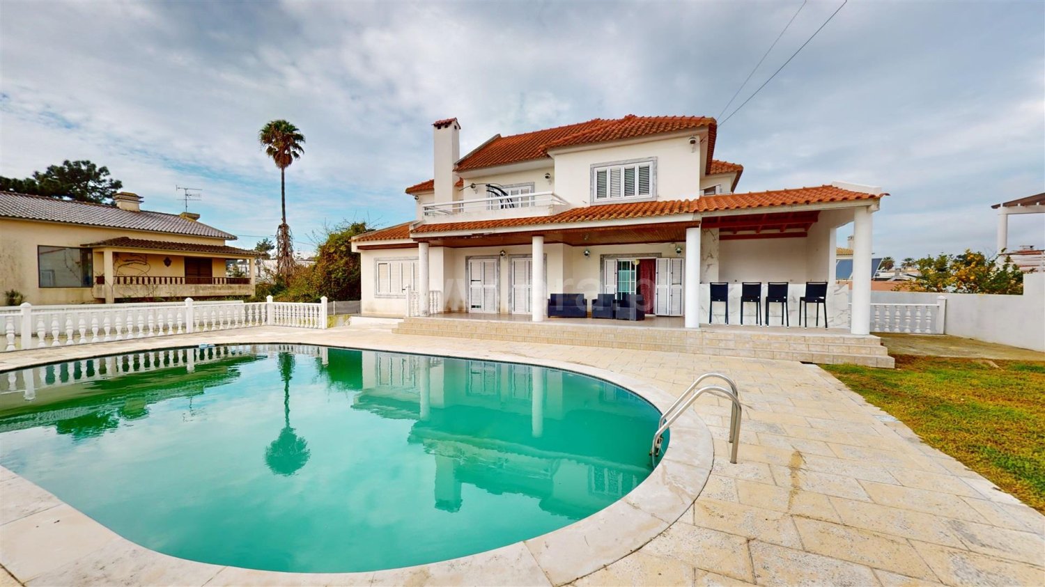 5 غرف نوم منزل في Corroios, Portugal رقم 17392