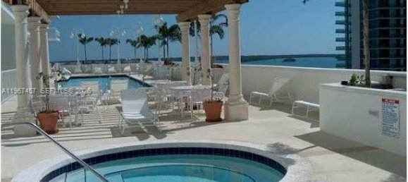 2 bedrooms Commercial property for rent in Miami, Miami-Dade, Florida, USA № 615931 11