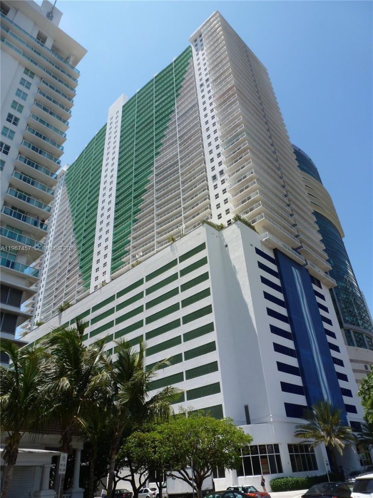 2 bedrooms Commercial property for rent in Miami, Miami-Dade, Florida, USA № 615931