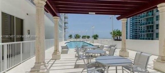 2 bedrooms Commercial property for rent in Miami, Miami-Dade, Florida, USA № 615931 9