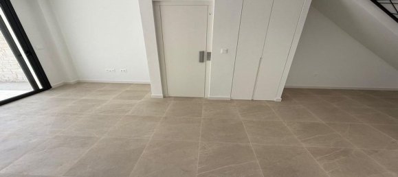 Casa de 5 dormitorios en Guardamar del Segura, Spain No. 151951 12