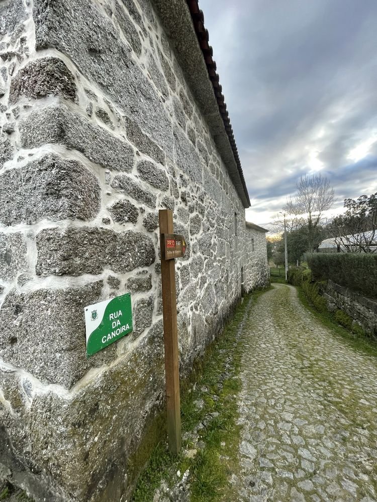 3 bedrooms Hotel in Ribeiros, Portugal No. 337854