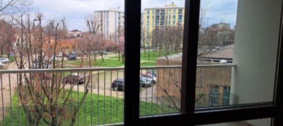 Apartamento de 4 habitaciónes en Muggiò, Italy No. 181641 2