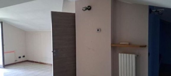 Apartamento de 4 habitaciónes en Muggiò, Italy No. 181641 6