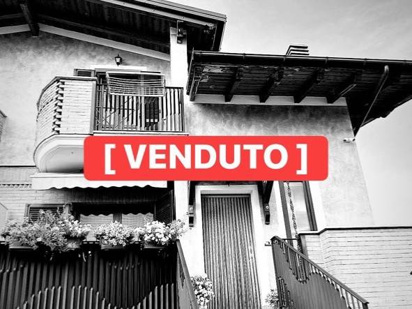 2 bedrooms Villa in Avezzano, Italy No. 294771