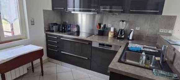 3 Schlafzimmer Haus in Marne, France, Nr. 313426 2